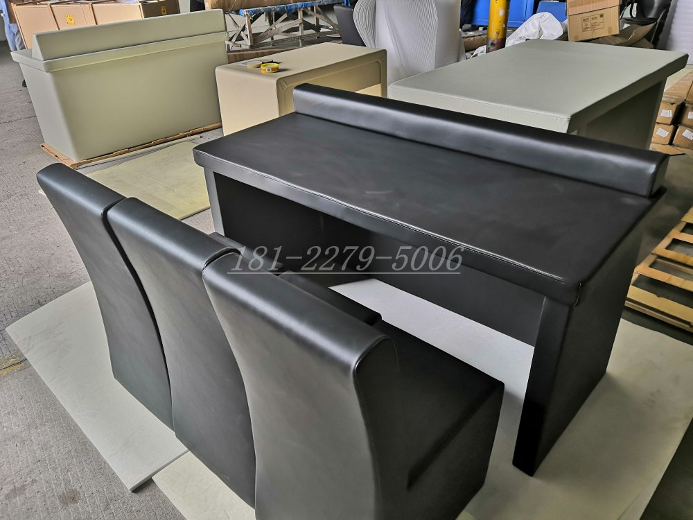 紀(jì)檢委談話(huà)室防撞軟包安裝案例